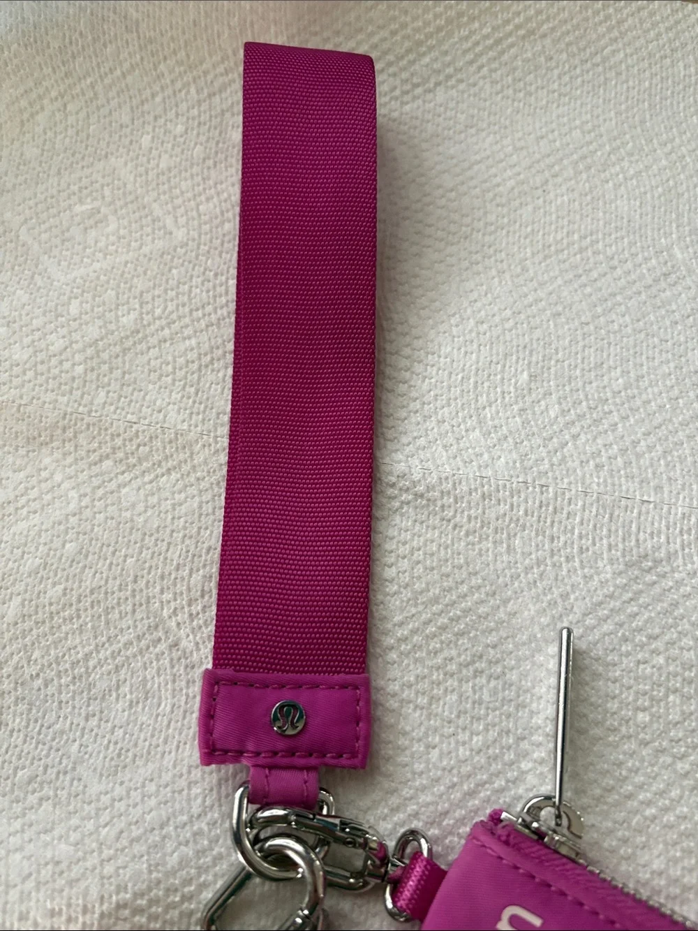 lululemon athletica Pink & Fuchsia Dual Zip Card Holders with Wrist Strap